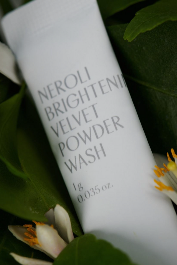 Neroli Brightening Velvet Powder Wash