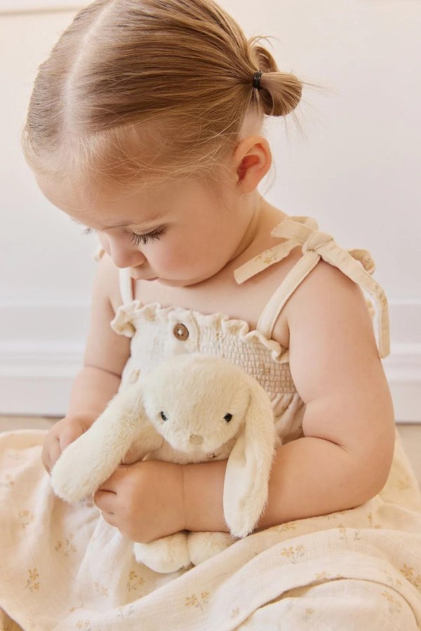 Snuggle Bunnies - Little Penelope