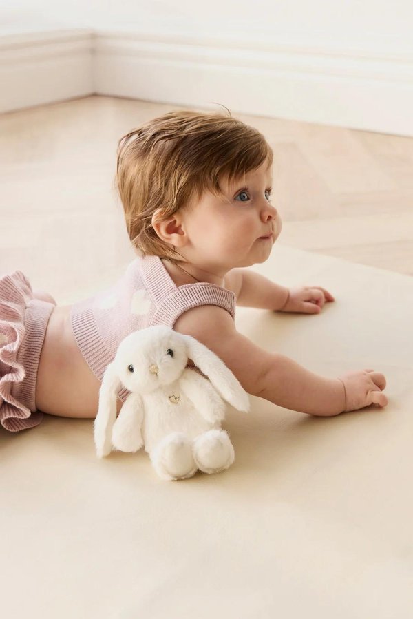 Snuggle Bunnies - Little Penelope