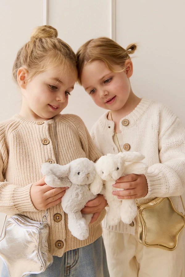 Snuggle Bunnies - Penelope Key Charm