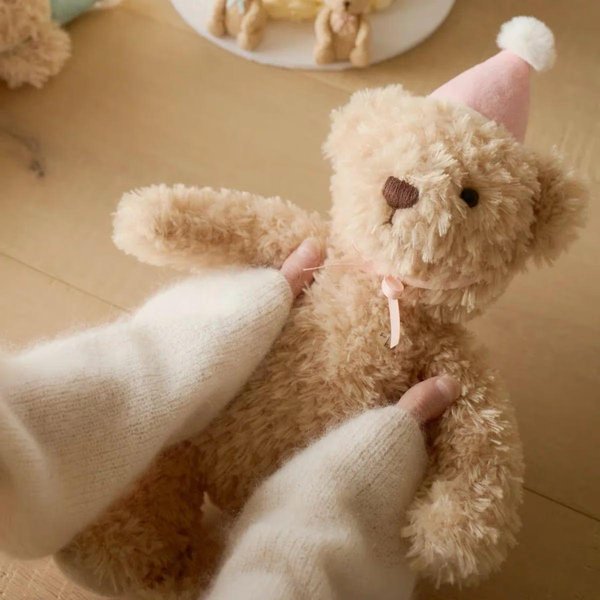 Snuggle Bunnies - Birthday Arthur