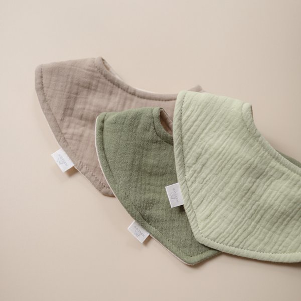 Reversible Dribble Bib Set